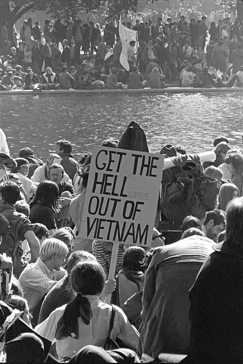 U.S. Military Withdraws from Vietnam
